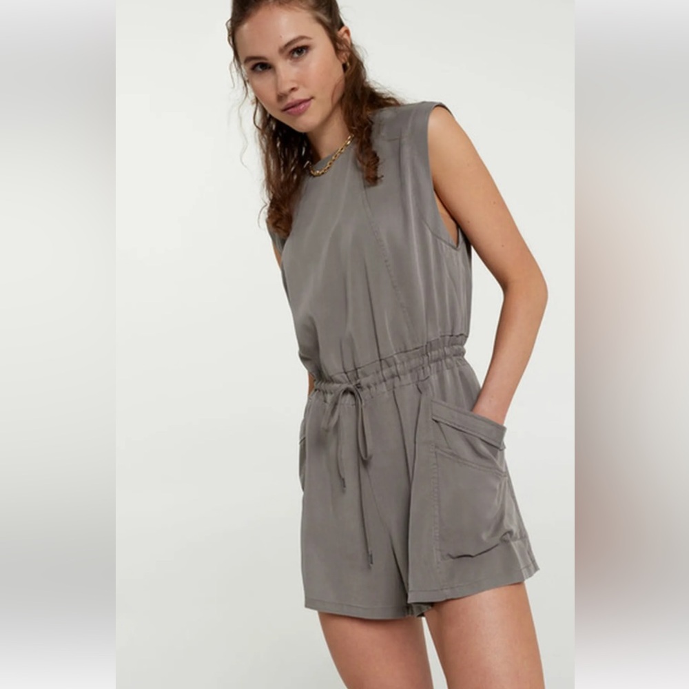 Calia By Carrie Underwood Roll Sleeveless Romper